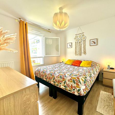 L'Atelier Chic - Wifi Fibre - Parking Privee - Balcon - Netflix Apartment Lanester Luaran gambar
