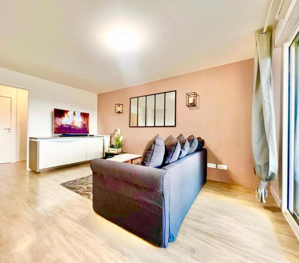 L'Atelier Chic - Wifi Fibre - Parking Privee - Balcon - Netflix Apartment Lanester Luaran gambar