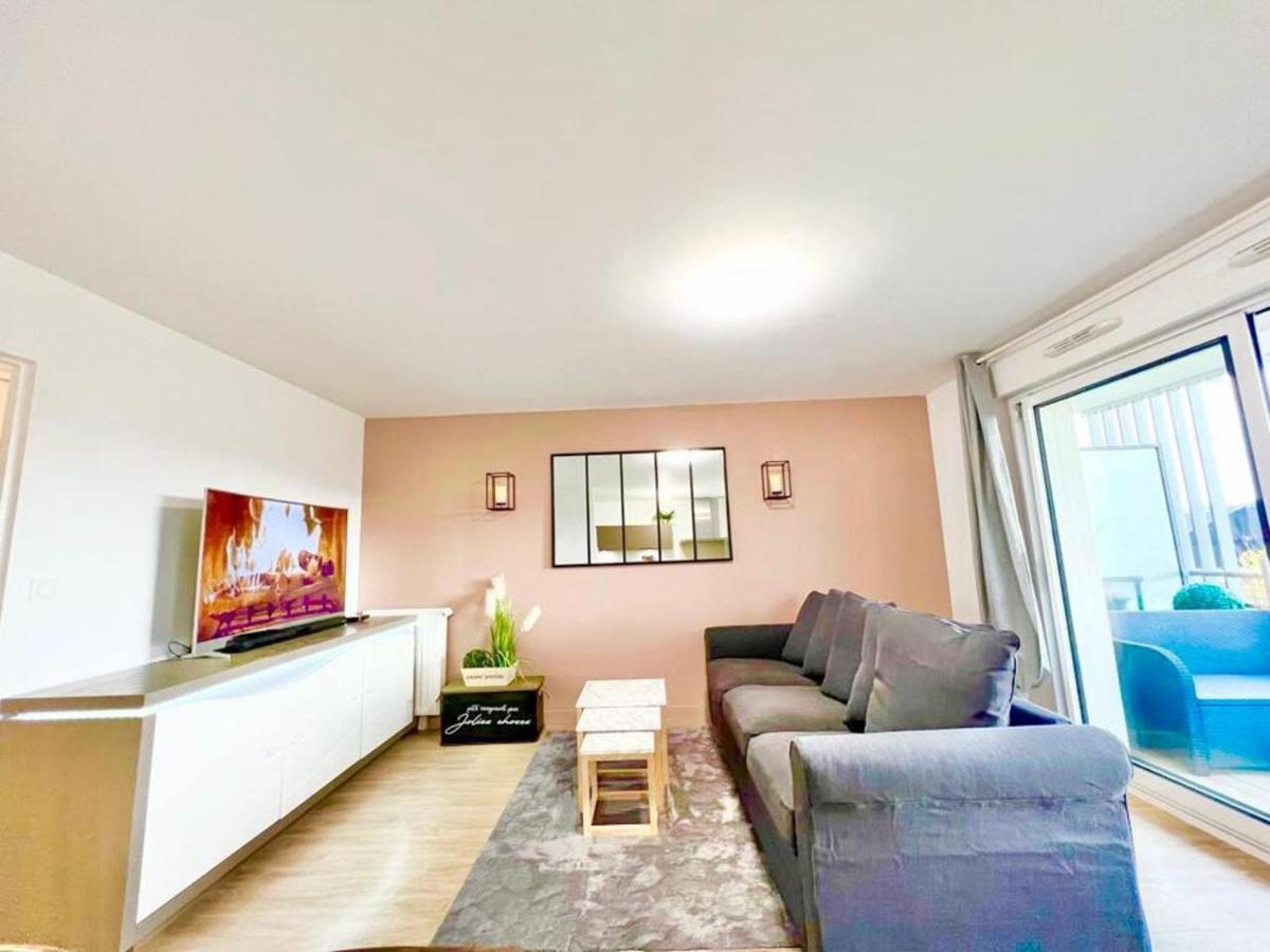 L'Atelier Chic - Wifi Fibre - Parking Privee - Balcon - Netflix Apartment Lanester Luaran gambar