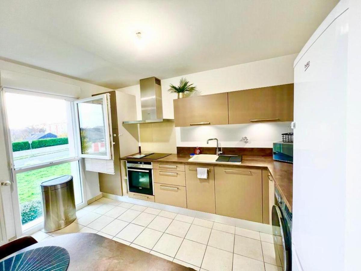 L'Atelier Chic - Wifi Fibre - Parking Privee - Balcon - Netflix Apartment Lanester Luaran gambar